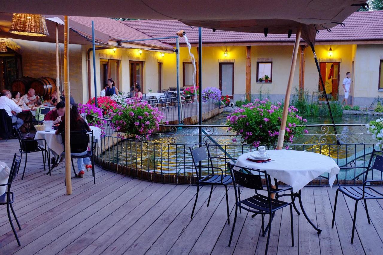 Agriturismo Cascina Madonnina Pregnana Milanese エクステリア 写真